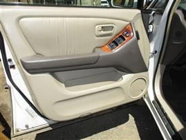 2000 LEXUS RX300, 3.0L AUTO 4WD , COLOR WHITE, STK Z15933